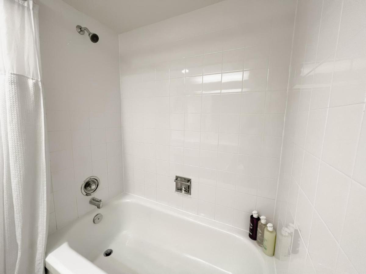 Coast Comfort Room, Two Double Beds,1324185862:JPEG